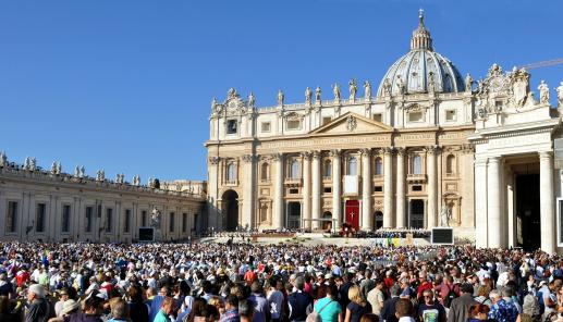 Annuario Pontificio 2017 r. - foto