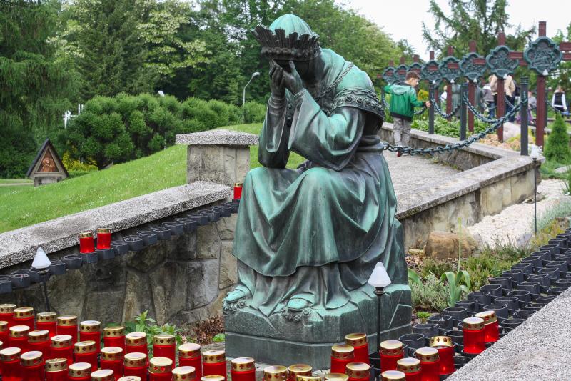 Sanktuarium Matki Bożej Saletyńskiej w Dębowcu