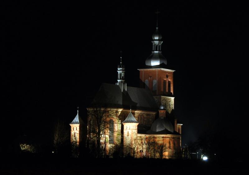 Suków - kościół p.w. NMP Królowej Polski i Św. Augustyna