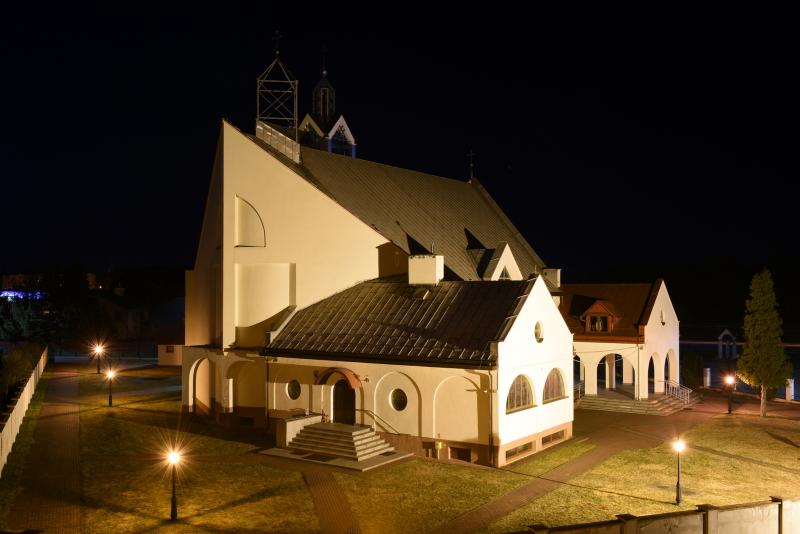 Kościół parafialny p.w. MBKP w Nowej Dębie